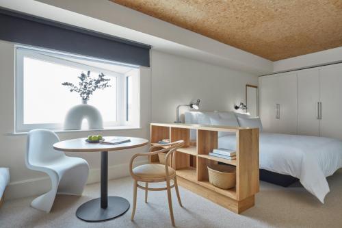 Estudio adicional del hotel One Hundred Shoreditch. Foto 1