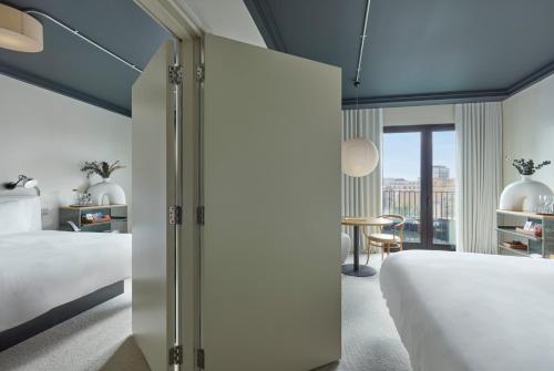 Estudio Loft + Estudio Loft del hotel One Hundred Shoreditch. Foto 1