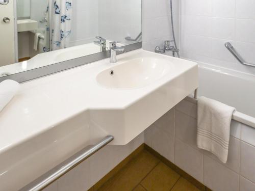 Descubra Malta del hotel Novotel Poznan Malta. Foto 1