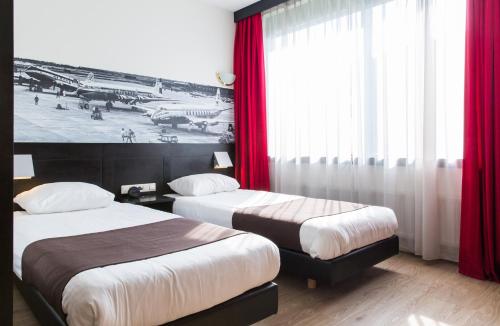 Habitación Doble Deluxe - 2 camas del hotel Best Western Plus Amsterdam Airport. Foto 4