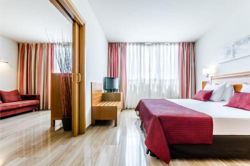 Suite del hotel Exe Barberà Parc. Foto 1
