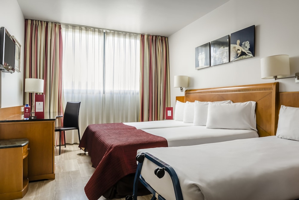 Habitación triple, 3 camas individuales del hotel Exe Barberà Parc