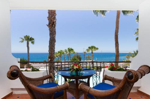 Apartamento de 1 dormitorio con balcón o terraza del hotel Sunsuites Carolina and Collection. Foto 4