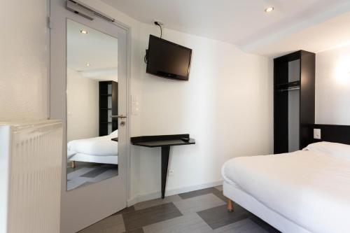 Habitación Doble Confort del hotel Hôtel Mimosa. Foto 31