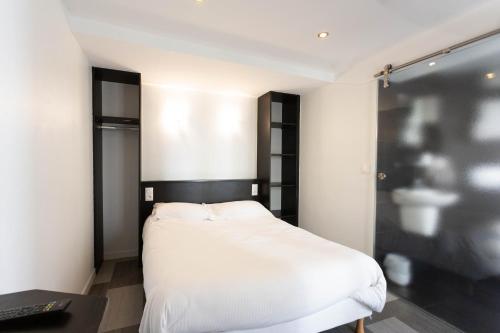 Habitación Doble Confort del hotel Hôtel Mimosa. Foto 35