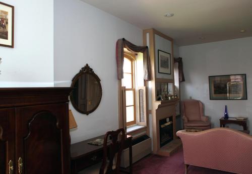 Suite Executive del hotel Oak Valley Inn And Suites. Foto 2