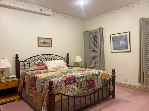 Suite Familiar del hotel Oak Valley Inn And Suites. Foto 3