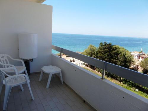 Habitación Doble con vista parcial al mar - 2 camas del hotel Luar. Foto 6