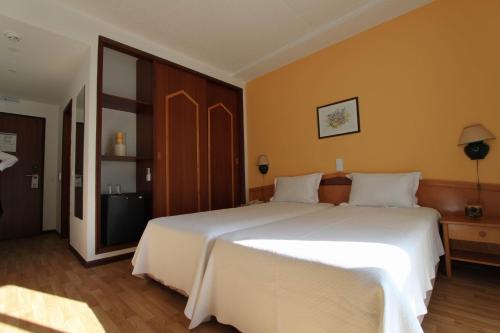 Habitación Doble con vistas al interior - 2 camas del hotel Luar. Foto 4