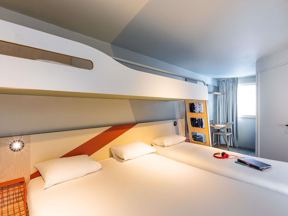 Habitación Familiar del hotel Ibis Budget Angoulême Centre. Foto 1