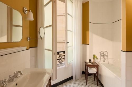 Habitación Doble Superior del hotel des Orfèvres. Foto 2