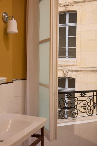 Habitación Doble Superior del hotel des Orfèvres. Foto 8