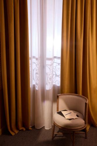 Habitación Deluxe del hotel des Orfèvres. Foto 5