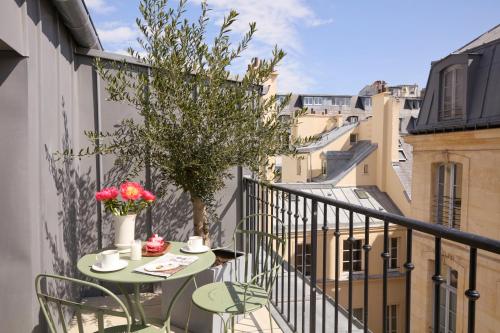 Habitación con balcón del hotel des Orfèvres. Foto 10