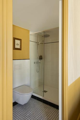 Habitación con balcón del hotel des Orfèvres. Foto 12