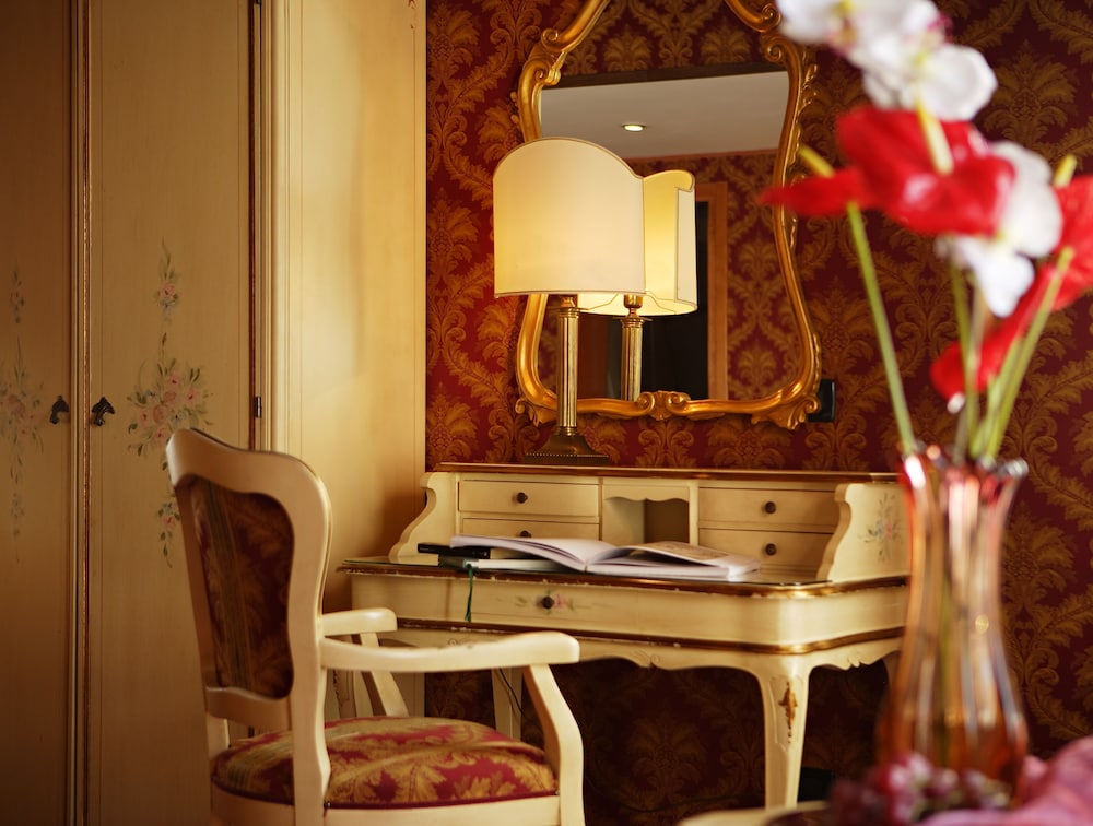 Habitación cuádruple, vistas a la ciudad del hotel Gorizia A La Valigia. Foto 4