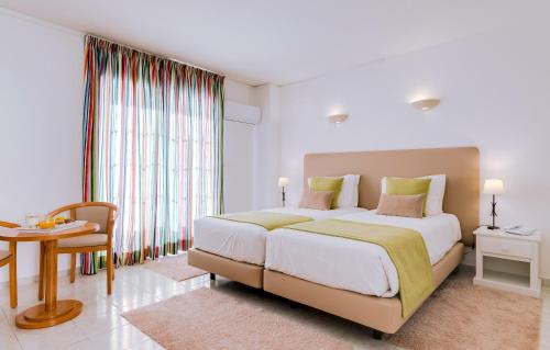 Habitación Doble - 1 o 2 camas del hotel Monica Isabel Beach Club. Foto 3