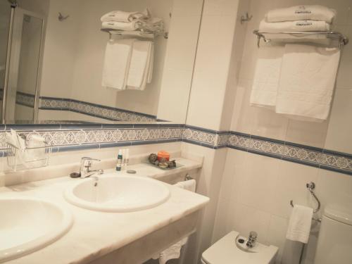 Habitación Doble - 2 camas del hotel Balneario de Compostela. Foto 1