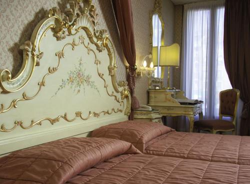 Habitación Triple Clásica - No fumadores del hotel Rialto