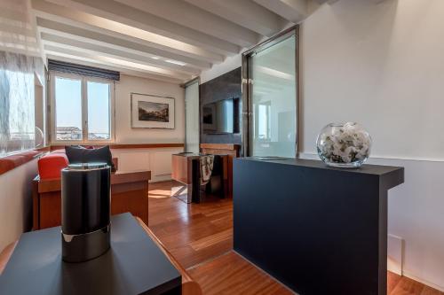 Apartamento Deluxe de 1 dormitorio con vistas - No fumadores del hotel Rialto. Foto 14