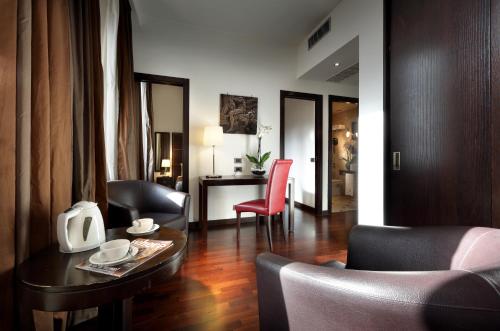 Suite Junior del hotel Exe International Palace. Foto 7
