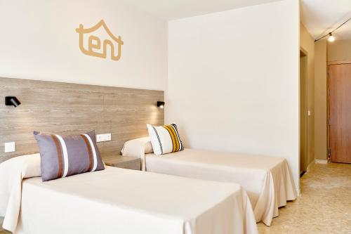 Habitación Doble Económica con brunch ilimitado del hotel tent Torremolinos. Foto 2