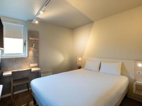 DOBLE - Habitación con 1 cama doble del hotel Ibis Budget Rennes Chantepie. Foto 1