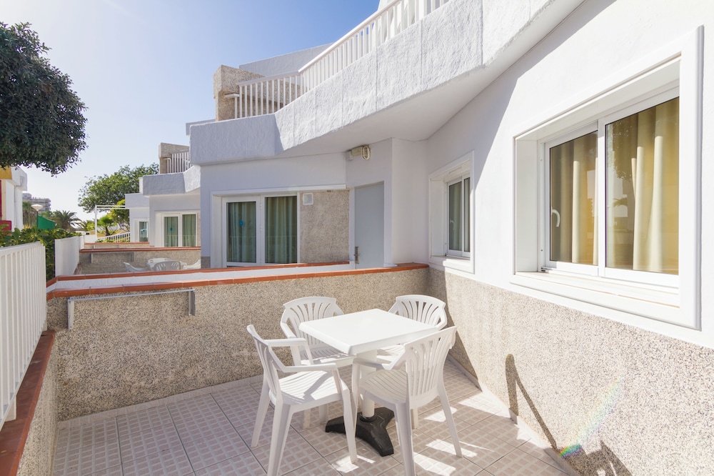 Apartamento Con Cocina Sofá Cama incluido 2 Camas individuales del hotel Checkin Bungalows Atlantida. Foto 3