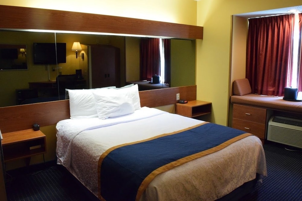 Habitación básica, 1 cama de matrimonio, accesible para personas con discapacidad del hotel Inn At The Finger Lakes