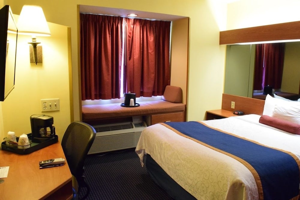 Habitación básica, 1 cama de matrimonio del hotel Inn At The Finger Lakes