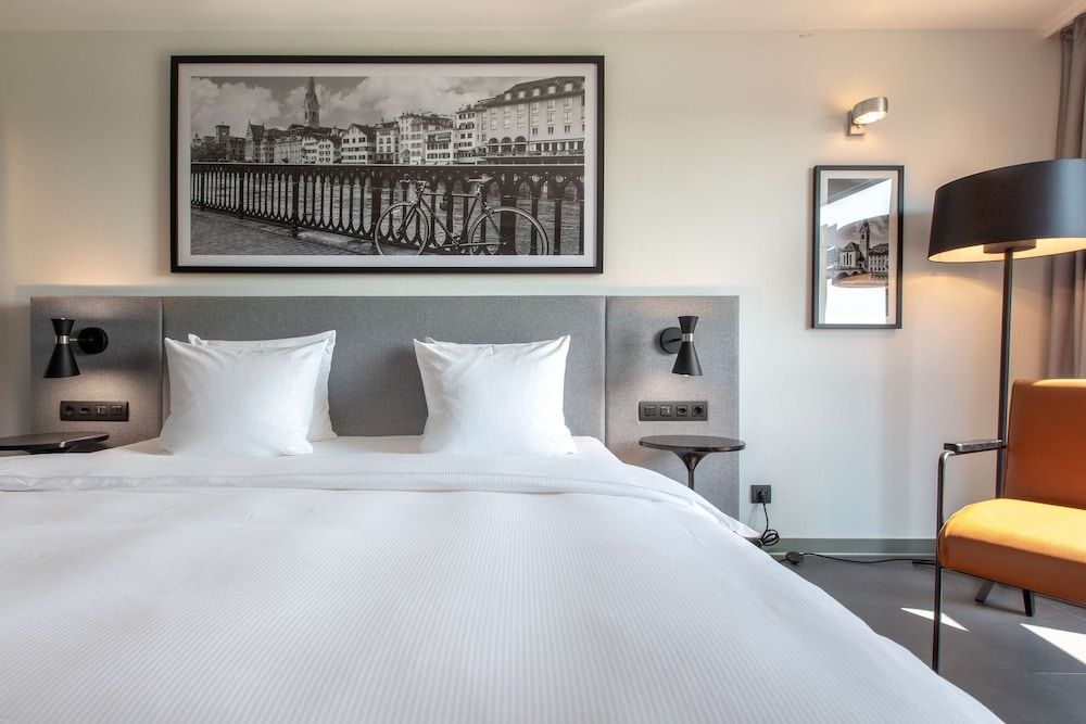 Habitación estándar del hotel Radisson Zurich Airport. Foto 5