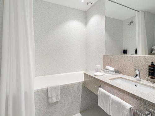 Habitación Superior del hotel Mercure Tallinn. Foto 4