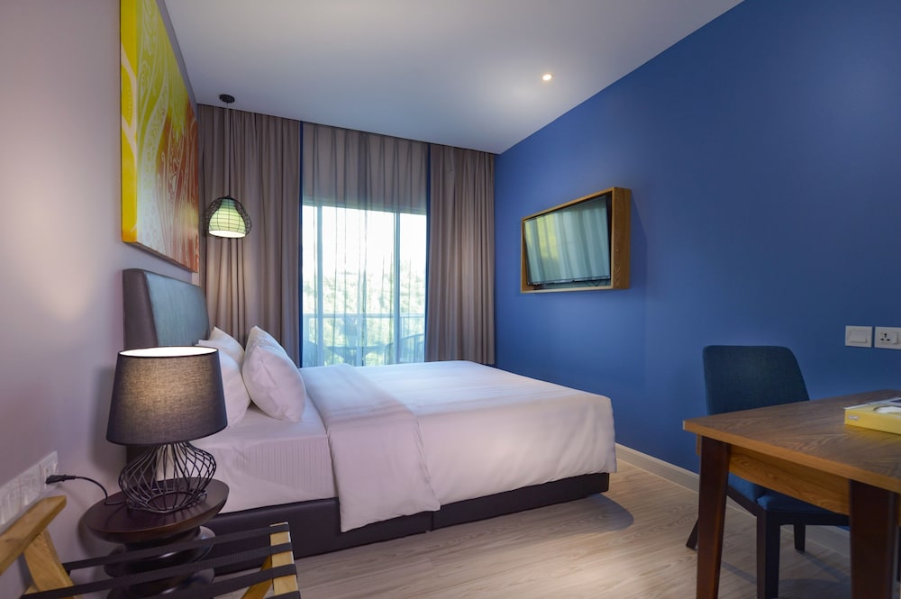 Suite Ejecutiva con 1 cama King Size del hotel Mercure Kota Kinabalu City Centre. Foto 1