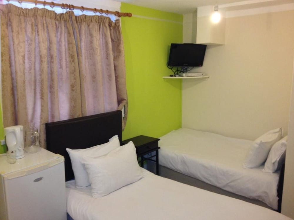 Habitación económica con 2 camas individuales del hotel City View Roman Road