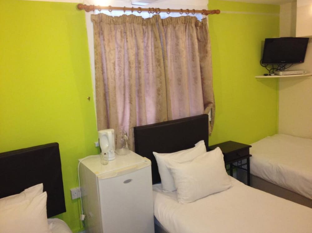 Habitación económica con 2 camas individuales del hotel City View Roman Road. Foto 2