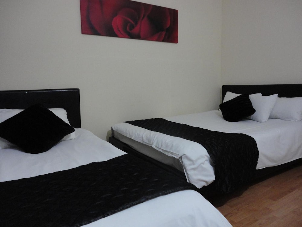 Habitación Triple Básica del hotel City View Roman Road Market. Foto 3