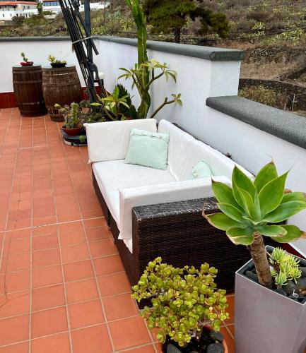 Apartamento con 1 dormitorio y vistas al mar - Fumadores del hotel Apartamentos Los Verodes. Foto 2