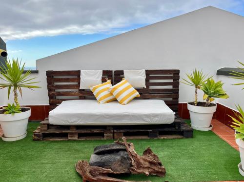 Apartamento con 1 dormitorio y vistas al mar - Fumadores del hotel Apartamentos Los Verodes. Foto 7