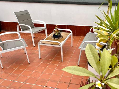 Apartamento con 1 dormitorio y vistas al mar - Fumadores del hotel Apartamentos Los Verodes. Foto 12