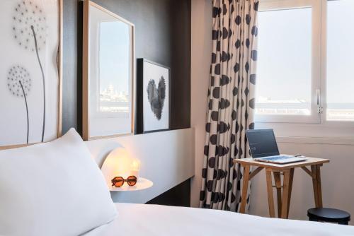 Habitación Triple Estándar del hotel Ibis Styles Gare De L'Est Chateau Landon. Foto 6