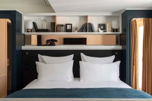 Balcón parisino del hotel Louvre Montana. Foto 11