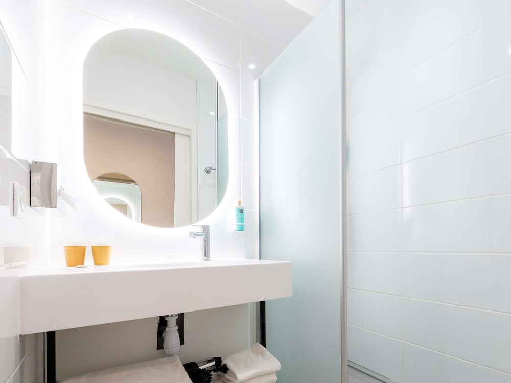 Habitación clásica, 1 cama doble del hotel Novotel Suites Montpellier. Foto 2