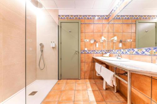 Habitación Familiar Confort del hotel Port Jardín Milenio. Foto 3