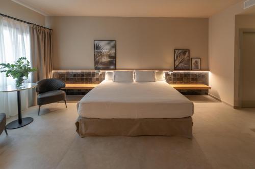 Suite Junior del hotel Huerto Del Cura. Foto 4