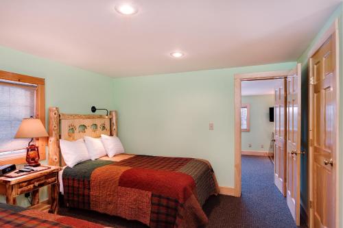 Habitación 2 del hotel Cobble Mountain Lodge Llc. Foto 2