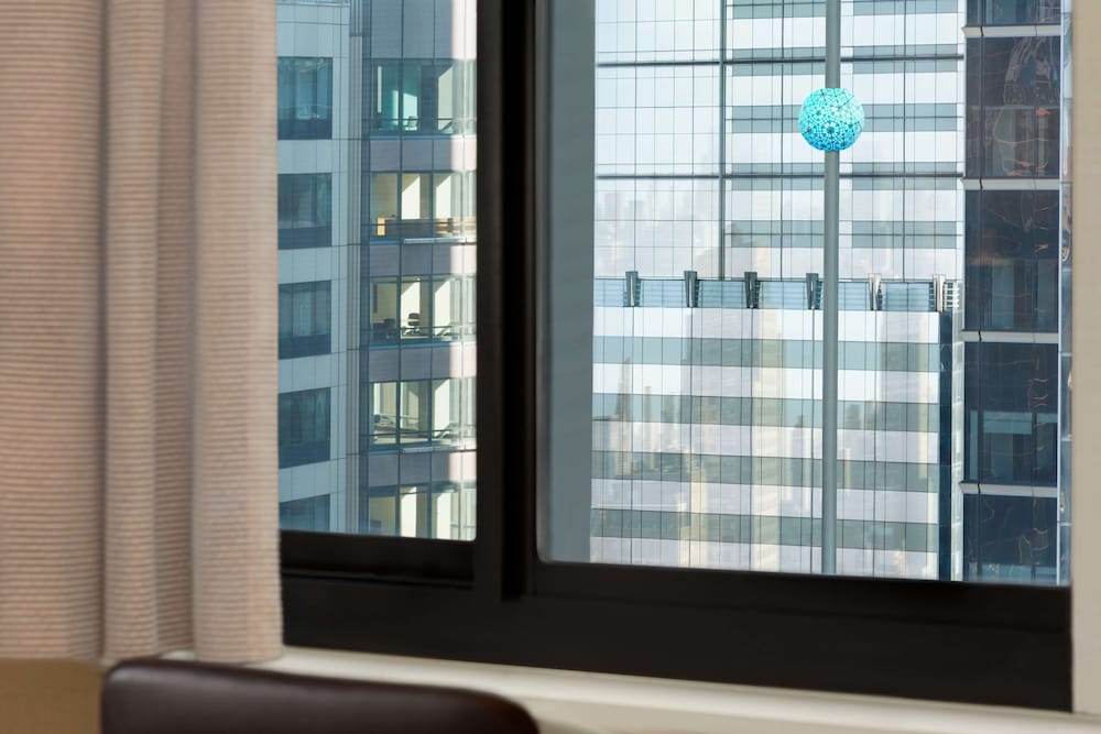 Habitación Deluxe, 2 camas de matrimonio (Times Square View) del hotel Hilton New York Times Square. Foto 1