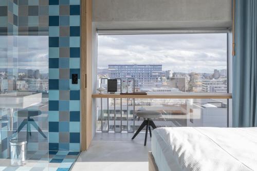 Habitación Doble Esquinera Panorama del hotel Placid Design and Lifestyle Zurich. Foto 6