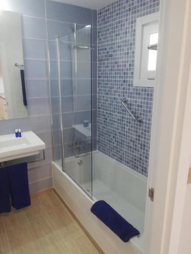 Studio with Pool View (High Floor) del hotel Oceano. Foto 5