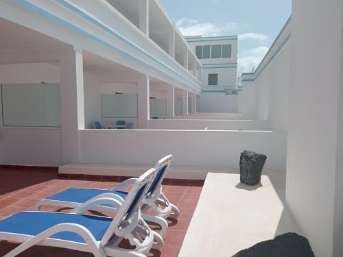 Studio with Terrace (Ground Floor) del hotel Oceano. Foto 3