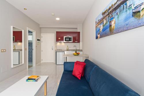 Studio with Terrace (Ground Floor) del hotel Oceano. Foto 5